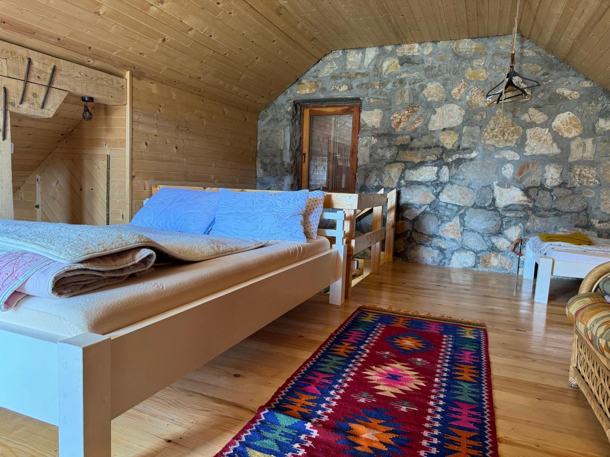 Mountain House Varda Ledenice Luaran gambar