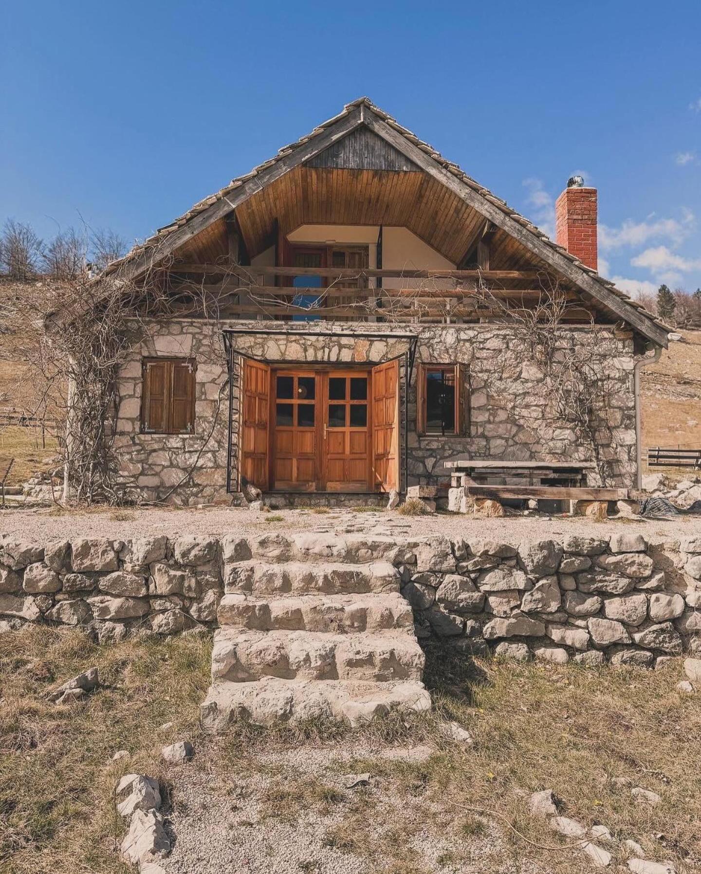 Mountain House Varda Ledenice Luaran gambar